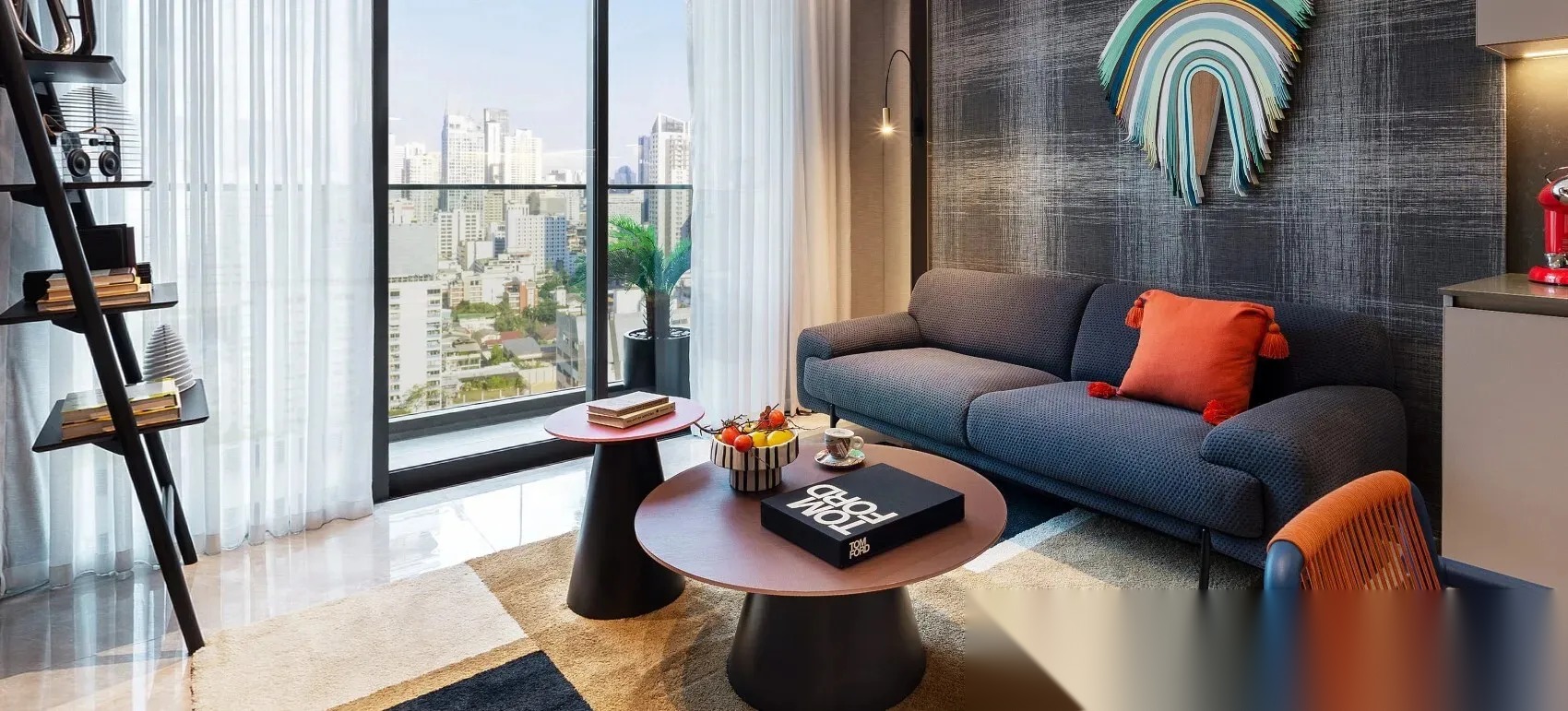1 Bedroom Condo for sale at The Embassy Wireless — photo 5