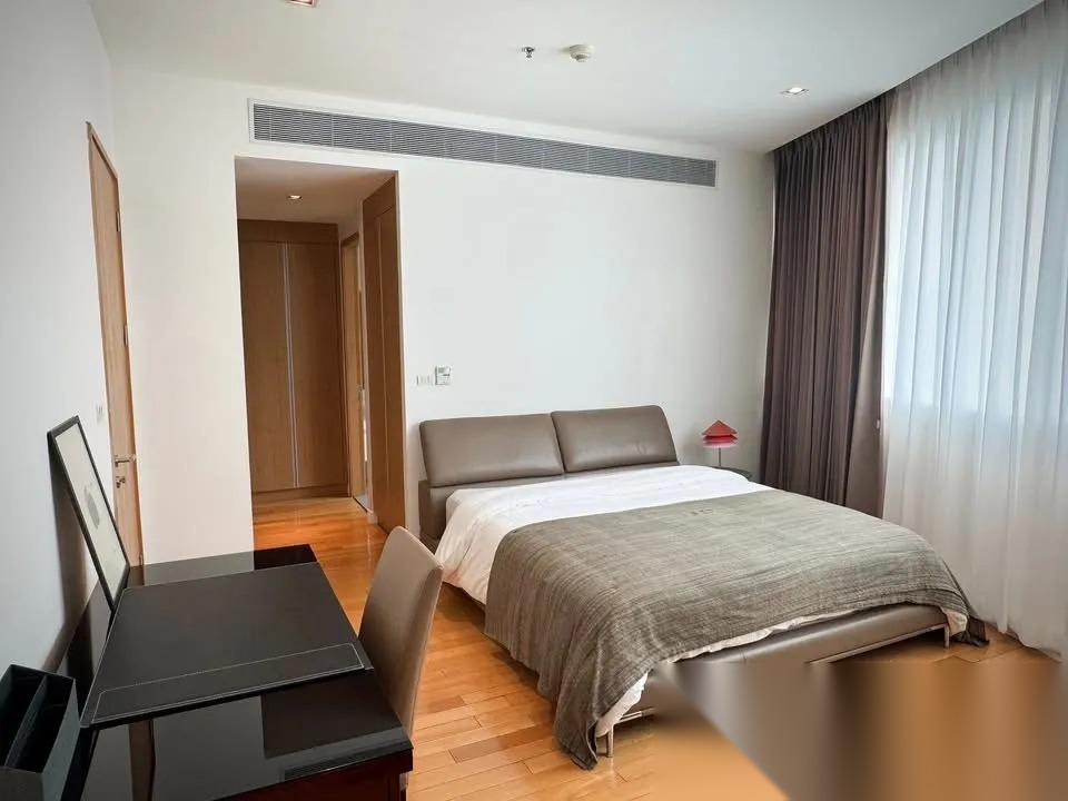 3 Bedroom Condo for sale at Millennium Residence — photo 3