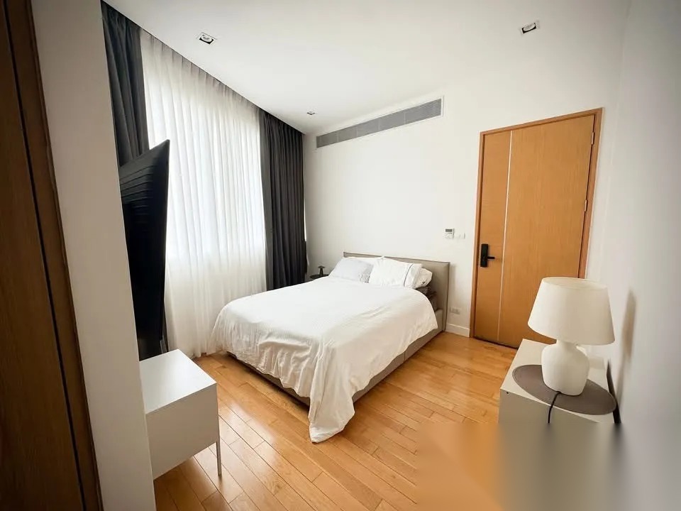 3 Bedroom Condo for sale at Millennium Residence — photo 4