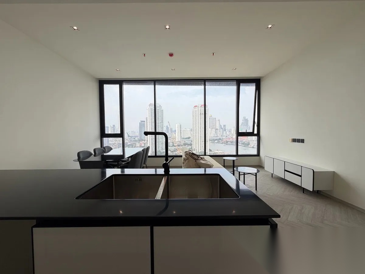 2 Bedroom Condo for sale at Chapter Charoennakorn-Riverside — photo 3