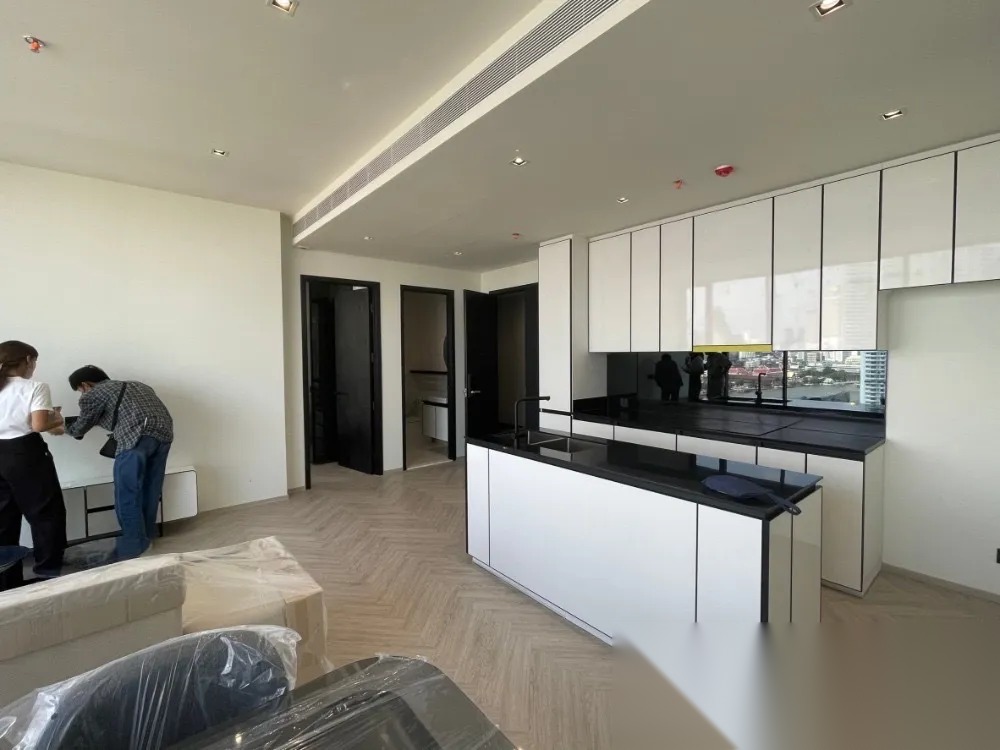 2 Bedroom Condo for sale at Chapter Charoennakorn-Riverside — photo 4