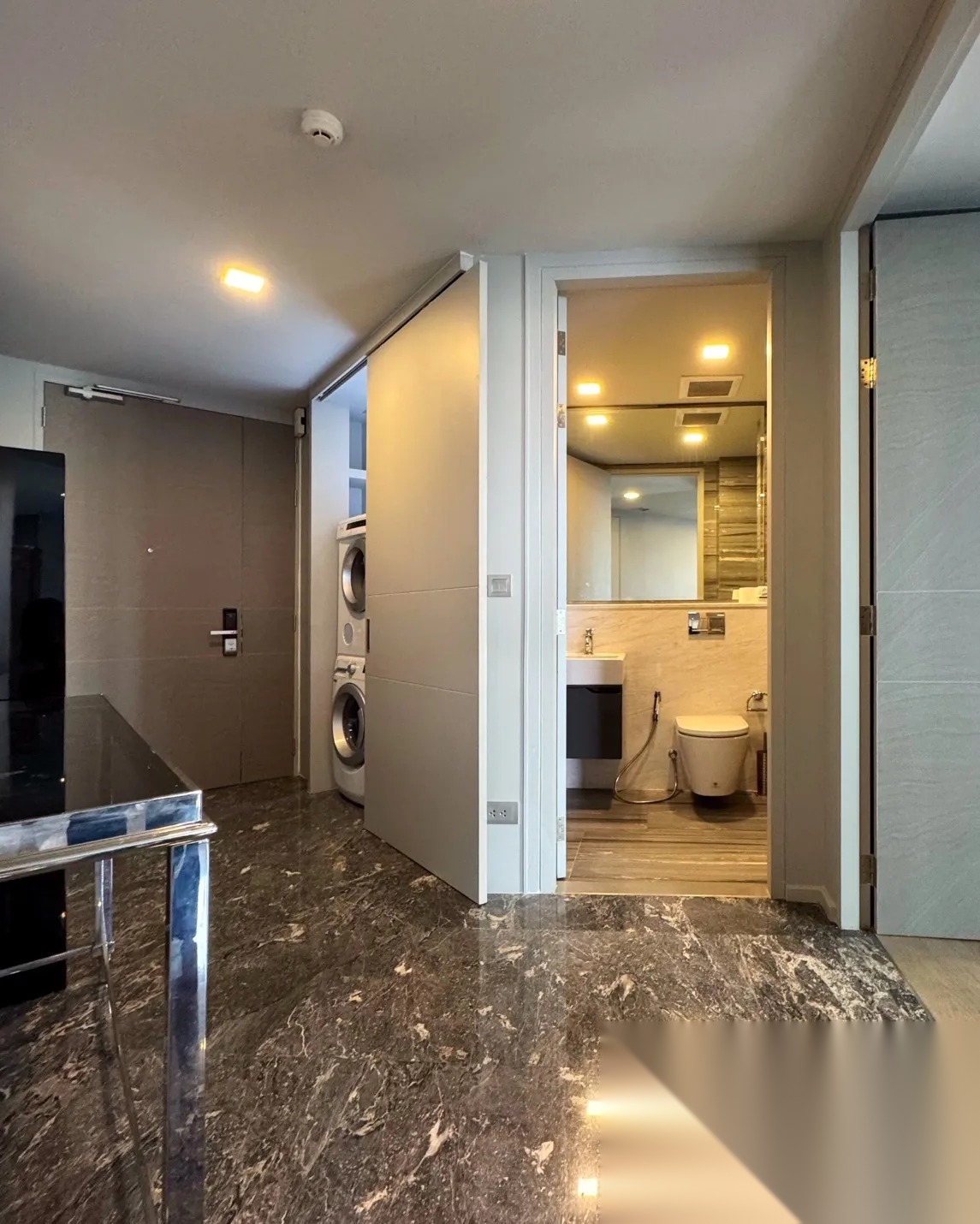 2 Bedroom Condo for sale at Ashton Residence 41 — photo 5