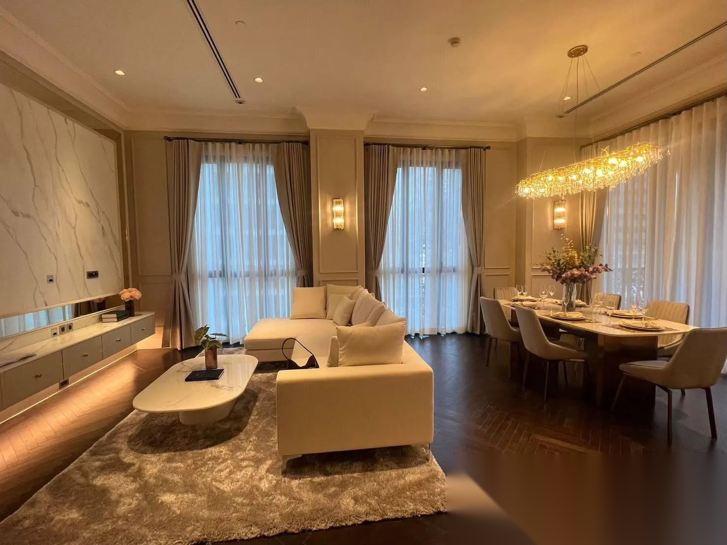 2 Bedroom Condo for sale at 98 Wireless — photo 2