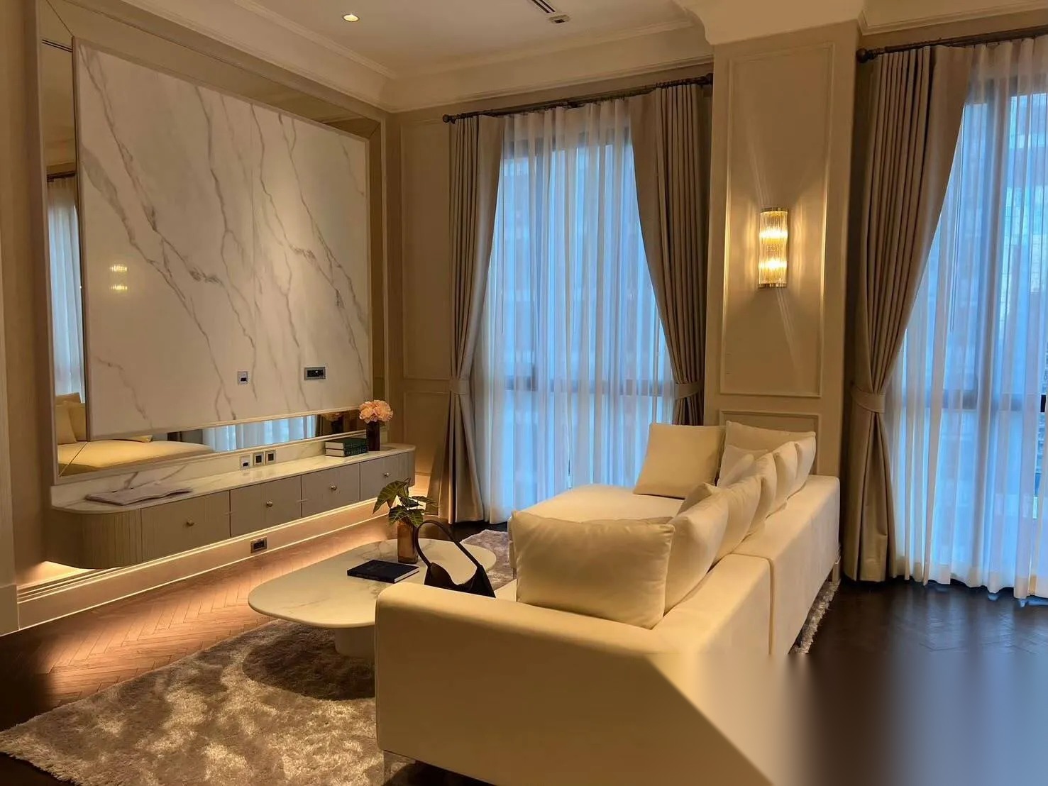 2 Bedroom Condo for sale at 98 Wireless — photo 3