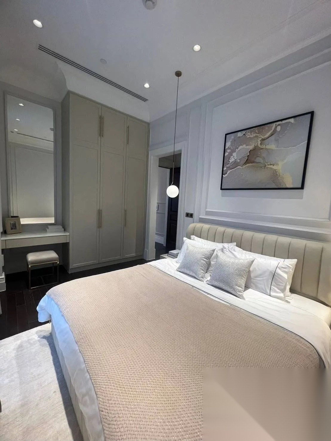 2 Bedroom Condo for sale at 98 Wireless — photo 4