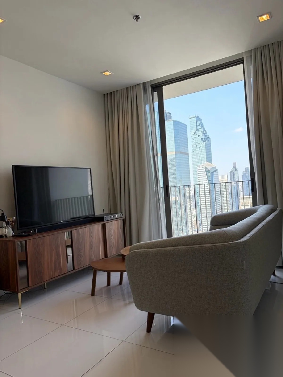 2 Bedroom Condo for sale at Nara 9 by Eastern Star — photo 3