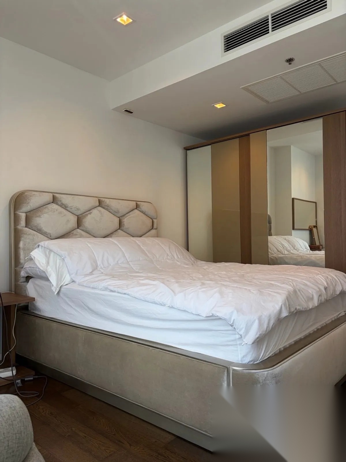 2 Bedroom Condo for sale at Nara 9 by Eastern Star — photo 5