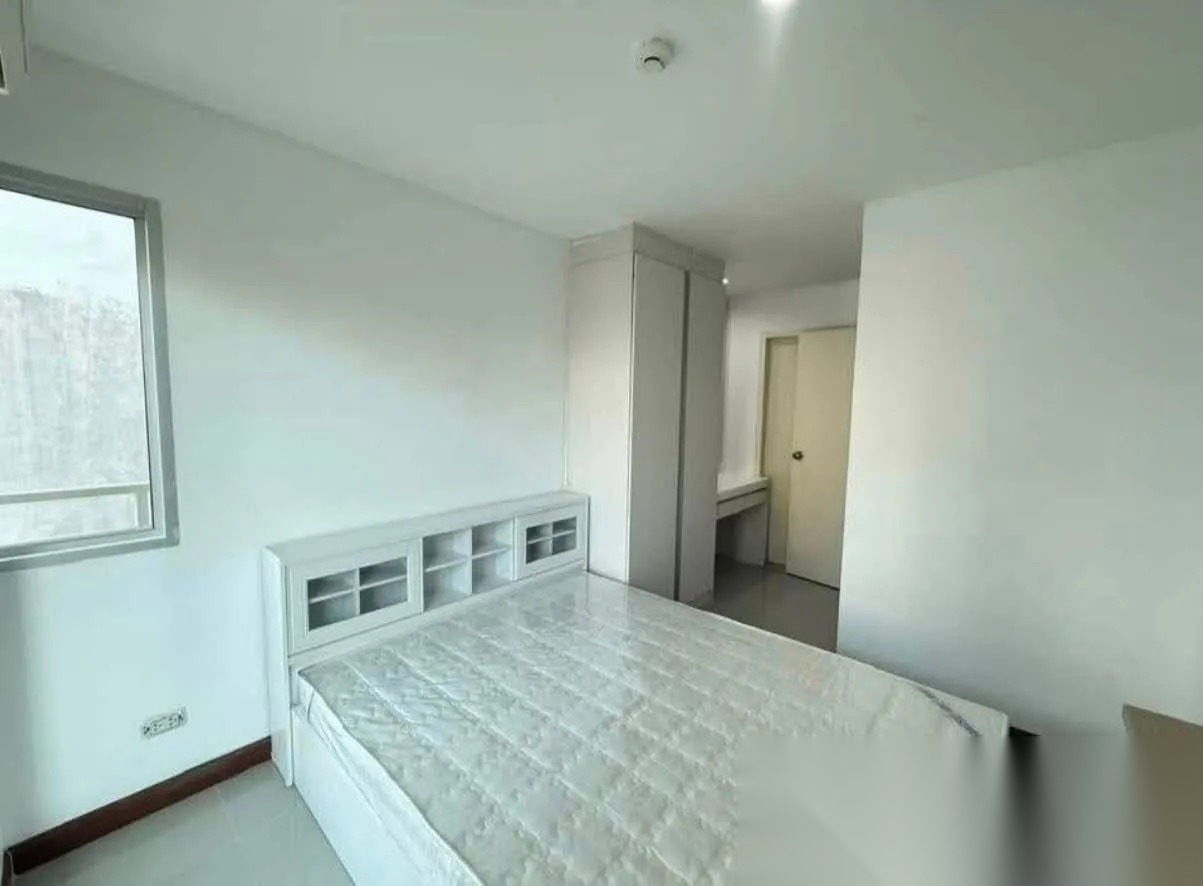 2 Bedroom Condo for sale at Le Rich Ratchada-Sutthisarn — photo 3