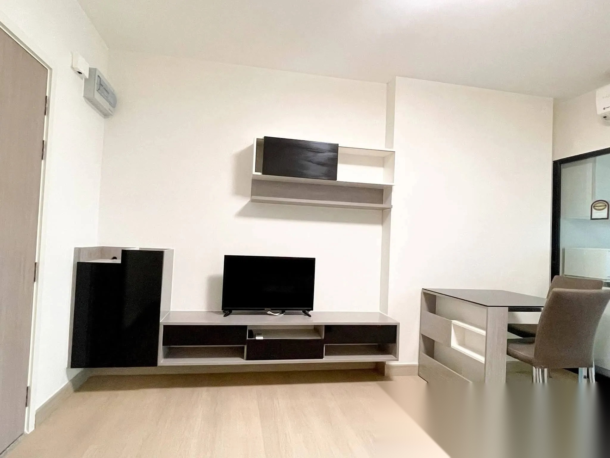 1 Bedroom Condo for sale at Supalai Loft @Talat Phlu Station — photo 2