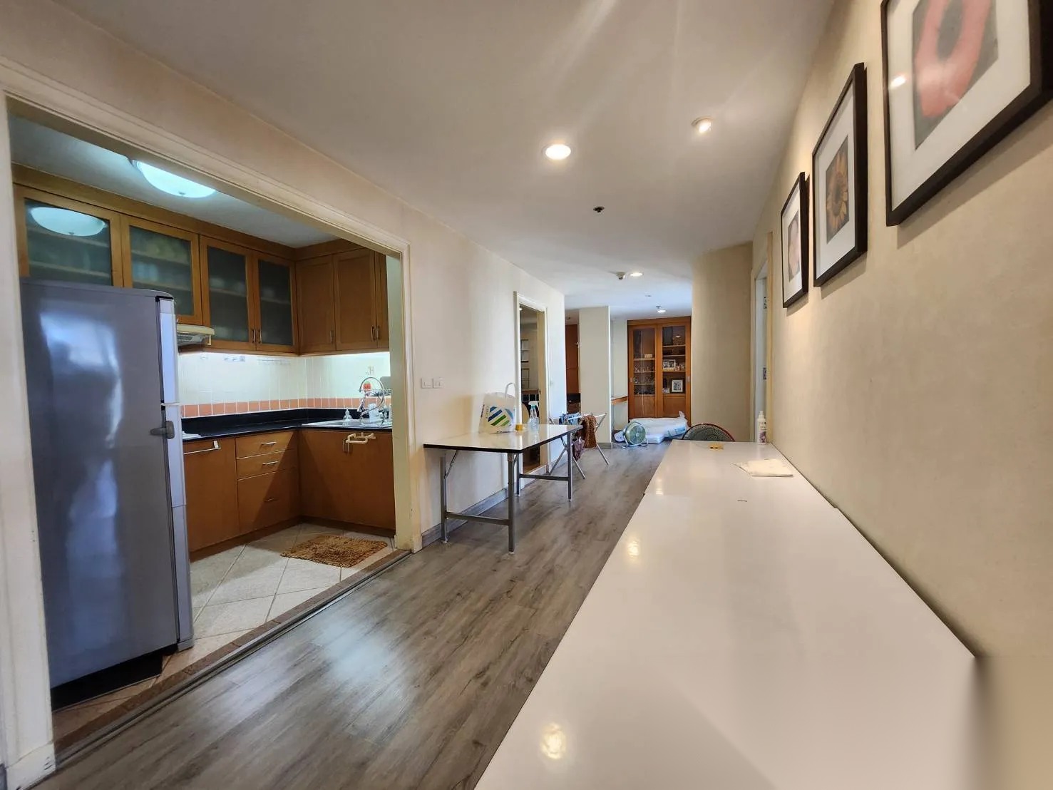 2 Bedroom Condo for sale at Nusa State Tower Condominium — photo 2