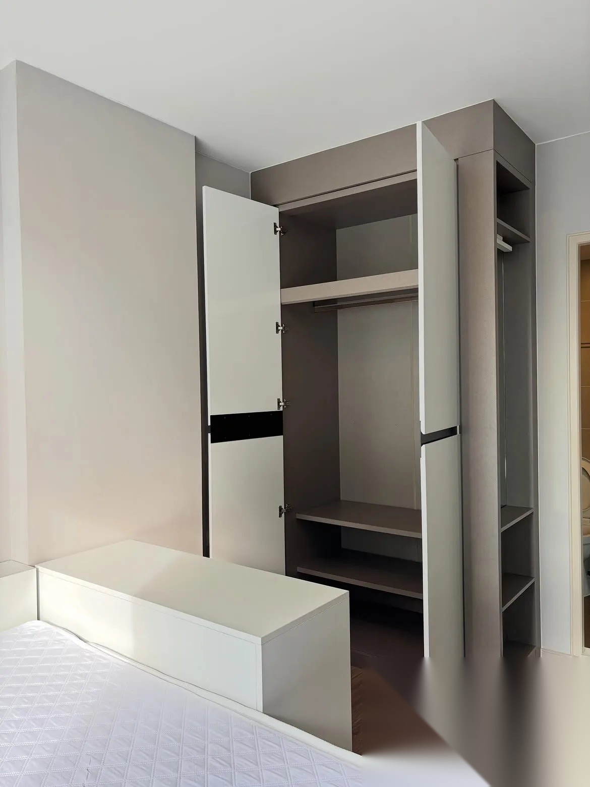 1 Bedroom Condo for sale at Lumpini Selected Charan 65 - Sirindhorn Station — photo 5