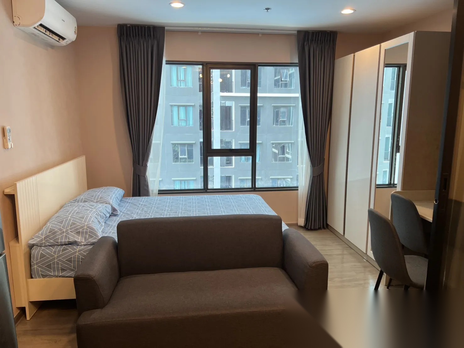 Studio Condo for sale at Regent Home Wuttakat — photo 1