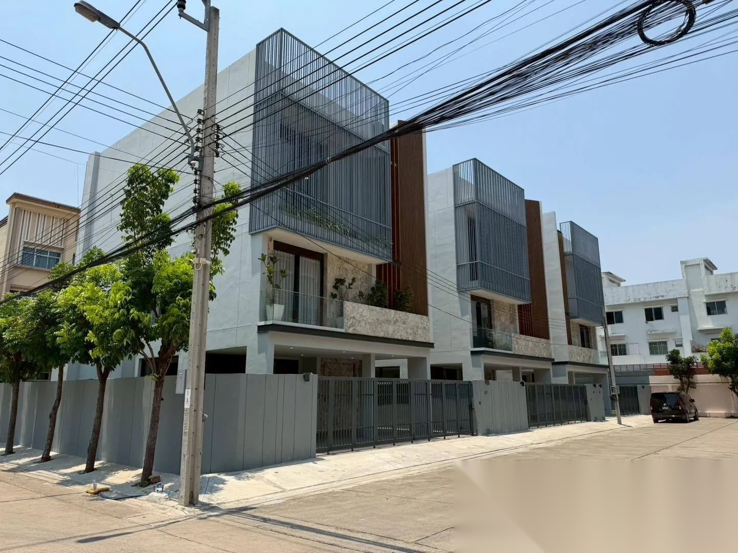 4 Bedroom House for sale at Preecha Ram 3 – Rat Phatthana — photo 2