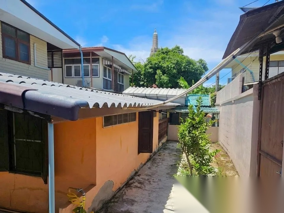 House and land for sale (1 rai), canal-side, near Wat Arun in the old town area. — photo 2