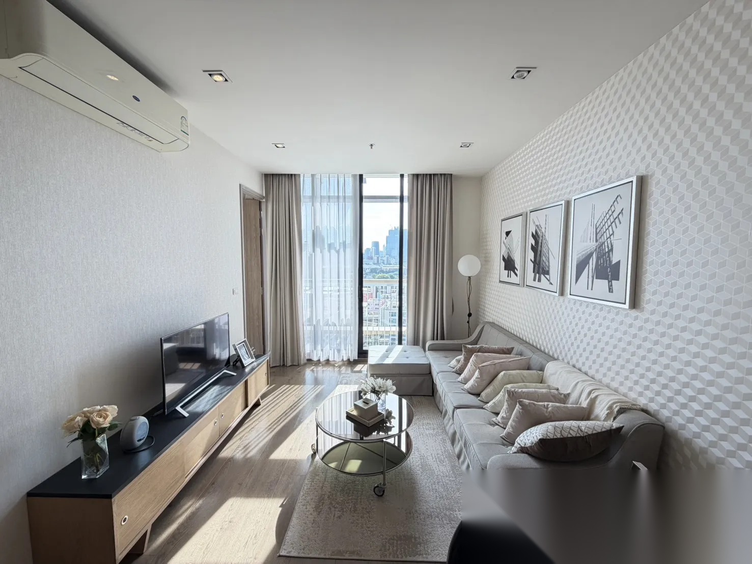 2 Bedroom Condo for sale at Park Origin Phrom Phong — photo 2