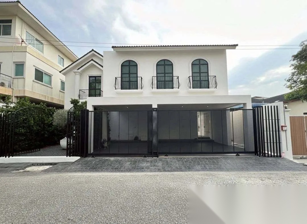 4 Bed House · Lat Phrao, bangkok — photo 2