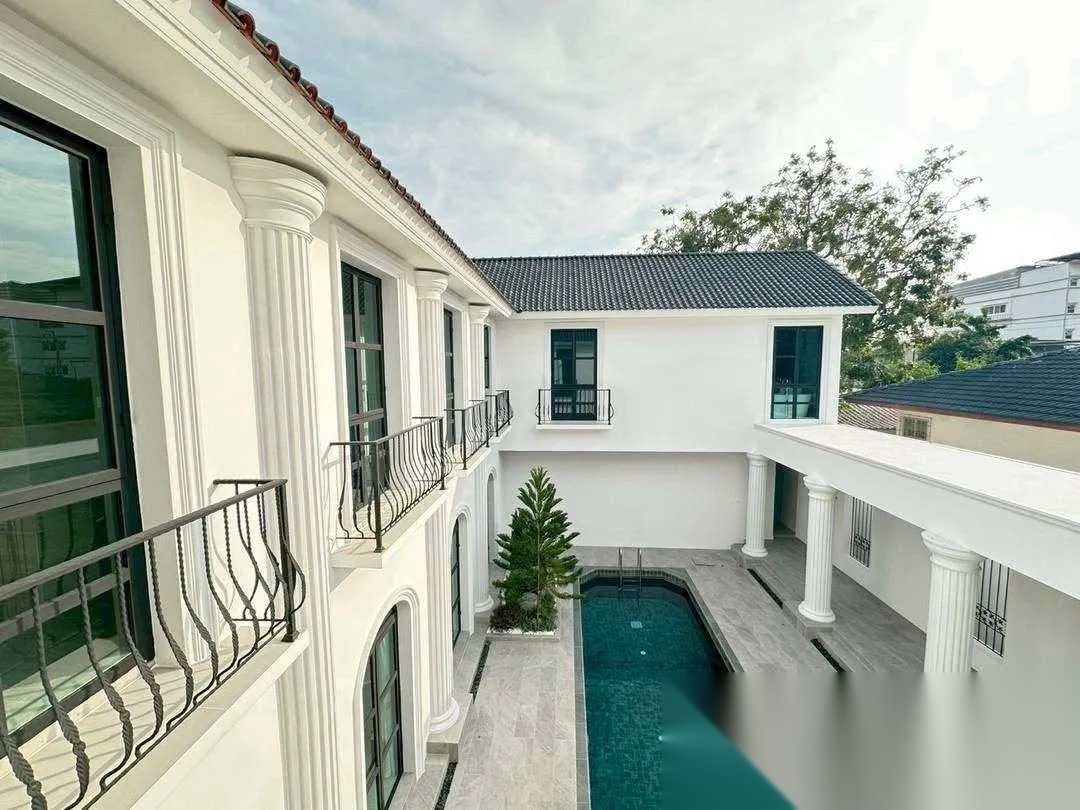 4 Bed House · Lat Phrao, bangkok — photo 4