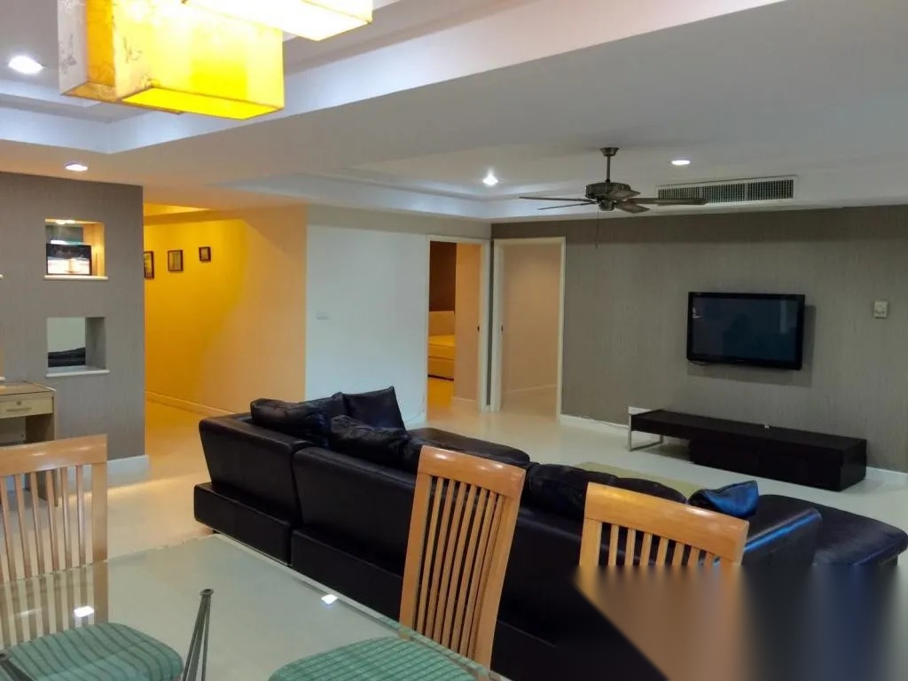 Condo — photo 5