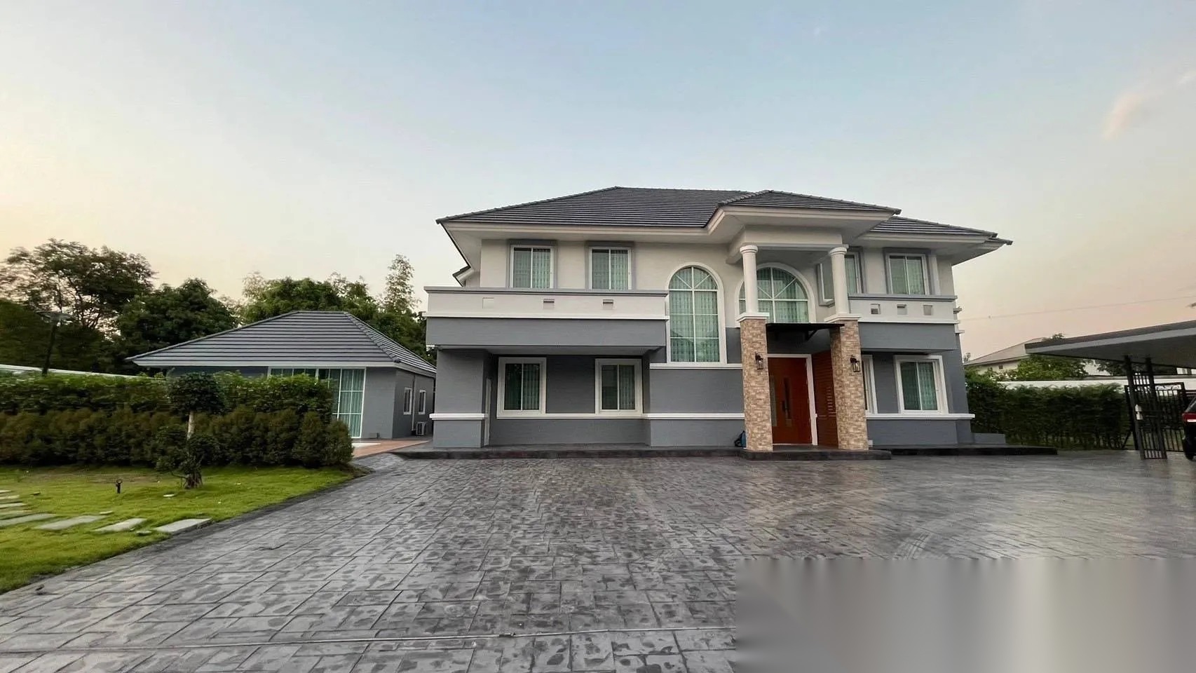 5 Bedroom house for sale at Baan Suan Neramit Ao Ngoen-Rami — photo 1