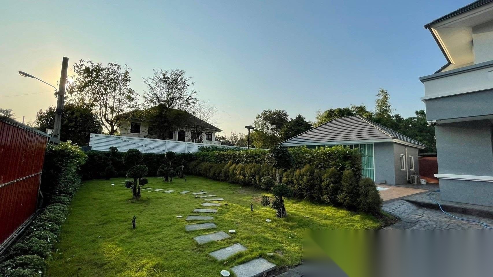 5 Bedroom house for sale at Baan Suan Neramit Ao Ngoen-Rami — photo 3