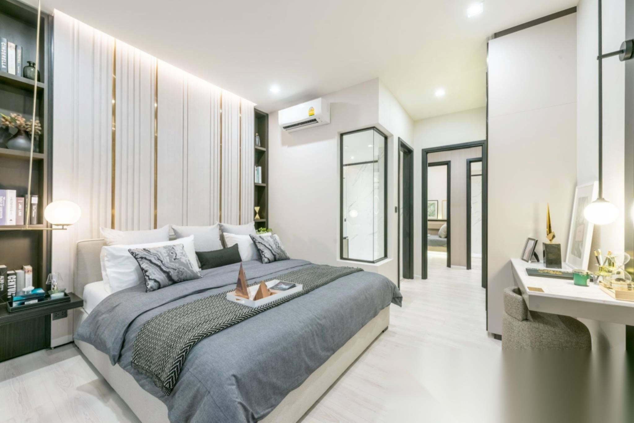 2 Bedroom Condo for sale at The Room Phayathai — photo 5