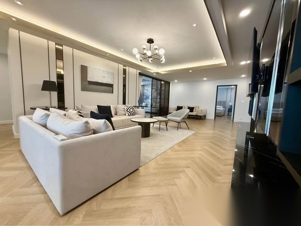 3 Bedroom Condo for sale at President Park Sukhumvit 24 — photo 1