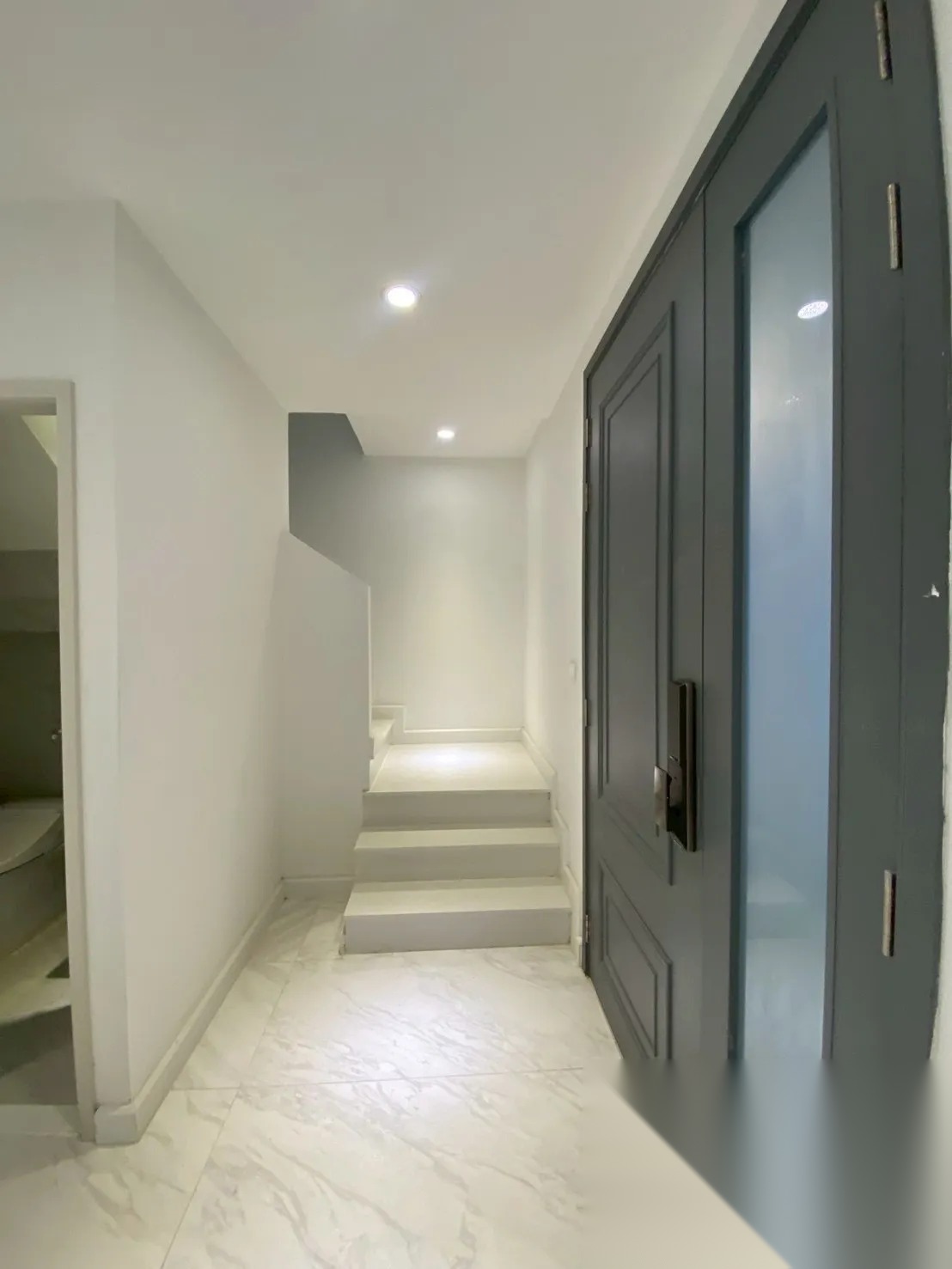 3 Bedroom Townhouse for sale at The Pearl Residence Charansanitwong-Sirindhorn — photo 1