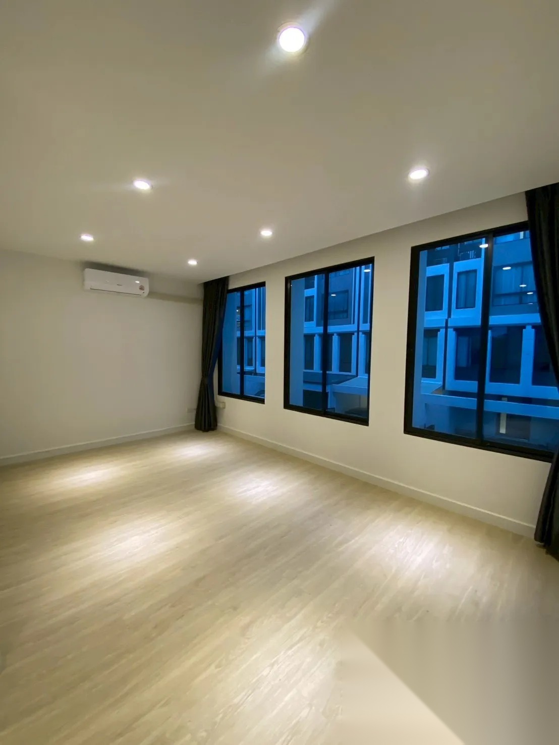 3 Bedroom Townhouse for sale at The Pearl Residence Charansanitwong-Sirindhorn — photo 4