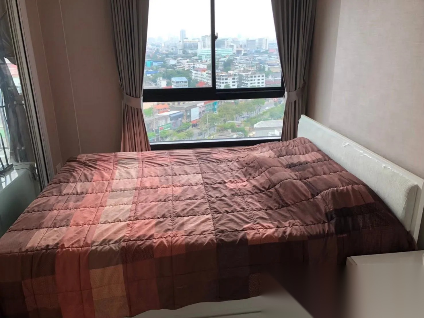 1 Bedroom Condo for sale at The Parkland Phetkasem - Thapra — photo 1