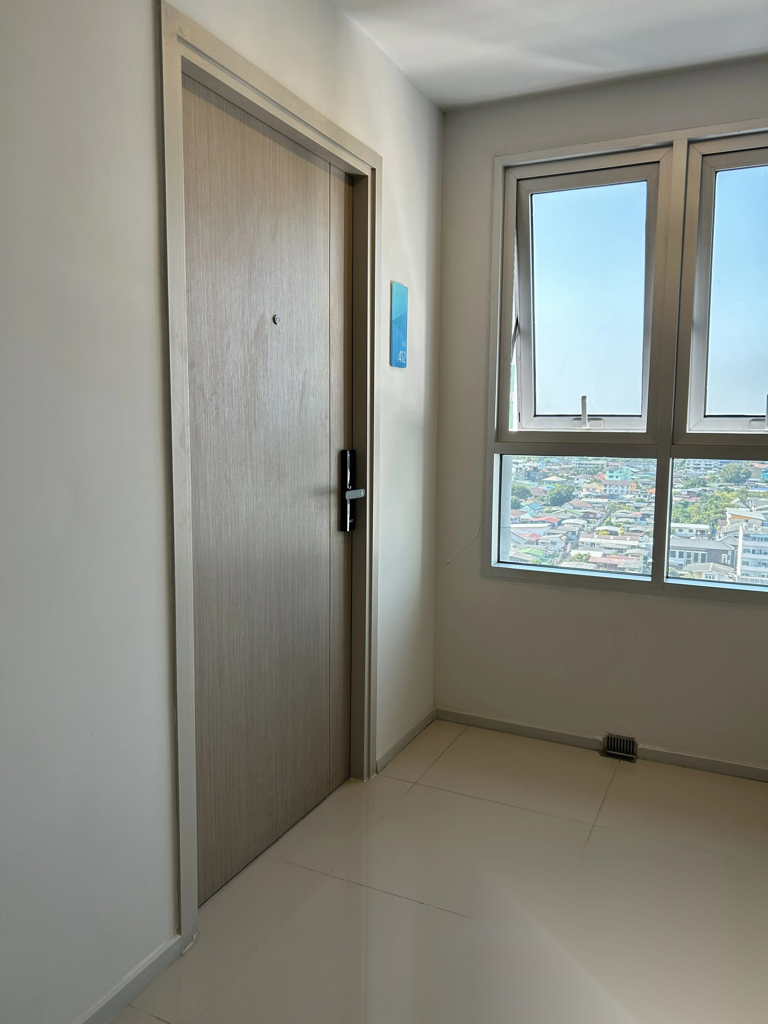 1 Bedroom Condo for sale at Ideo Charan 70 - Riverview — photo 3