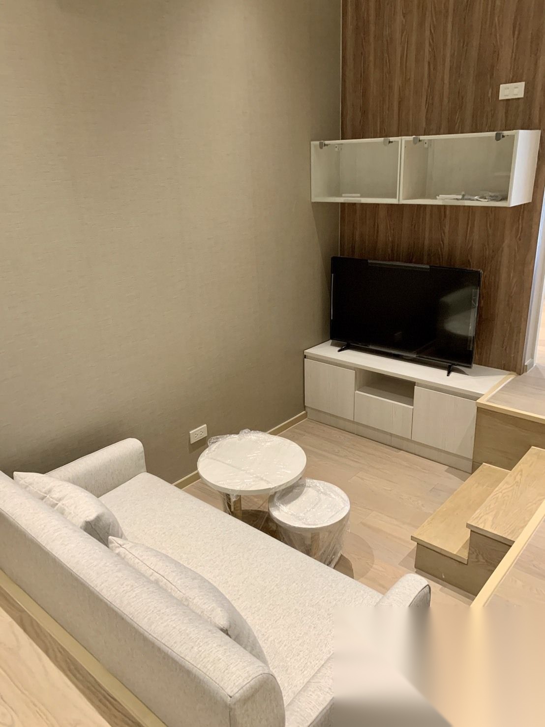 1 Bedroom Condo for sale at Runesu Thonglor 5 — photo 2