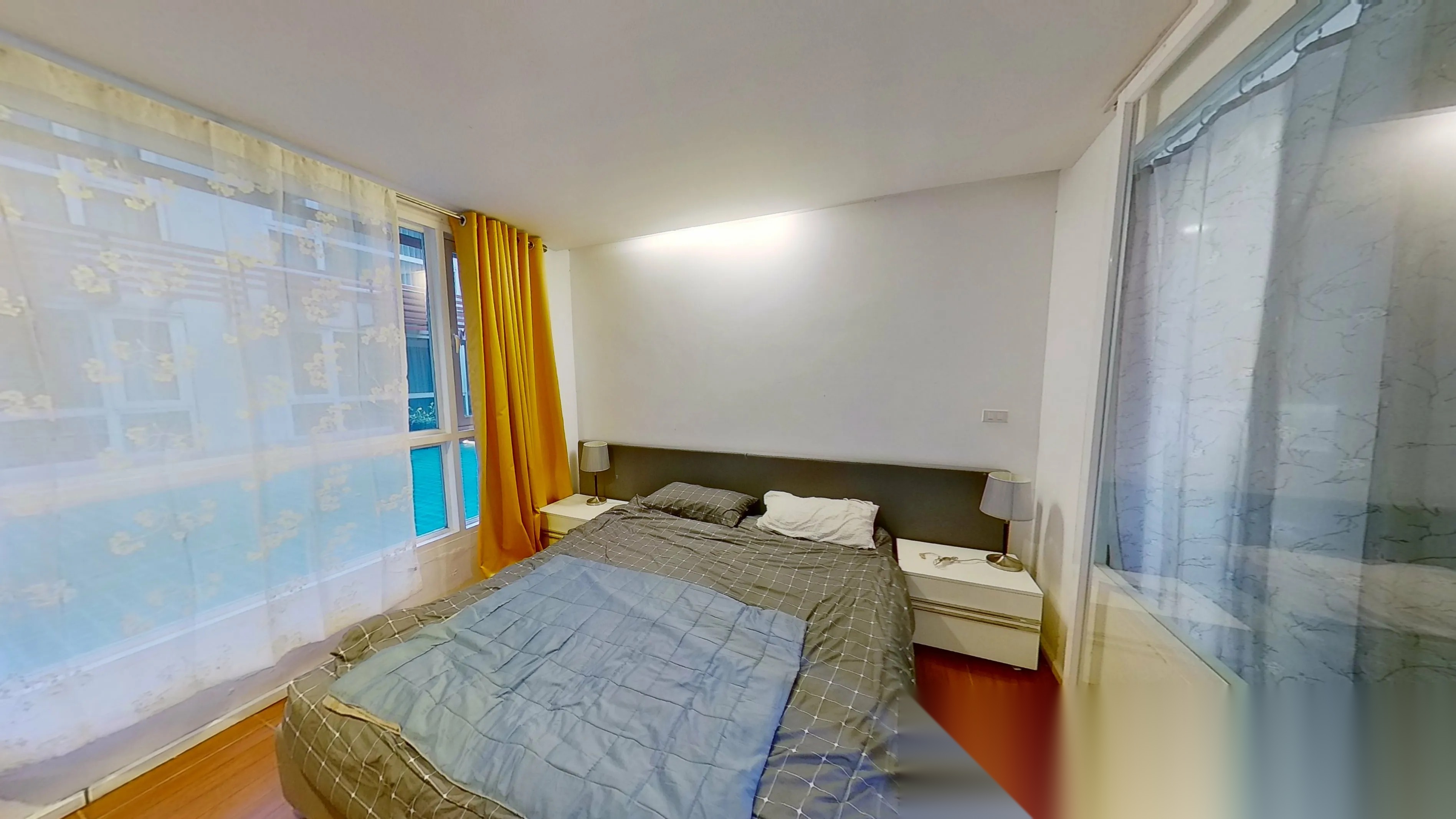 1 Bedroom Condo for sale at 15 Sukhumvit Residences — photo 2