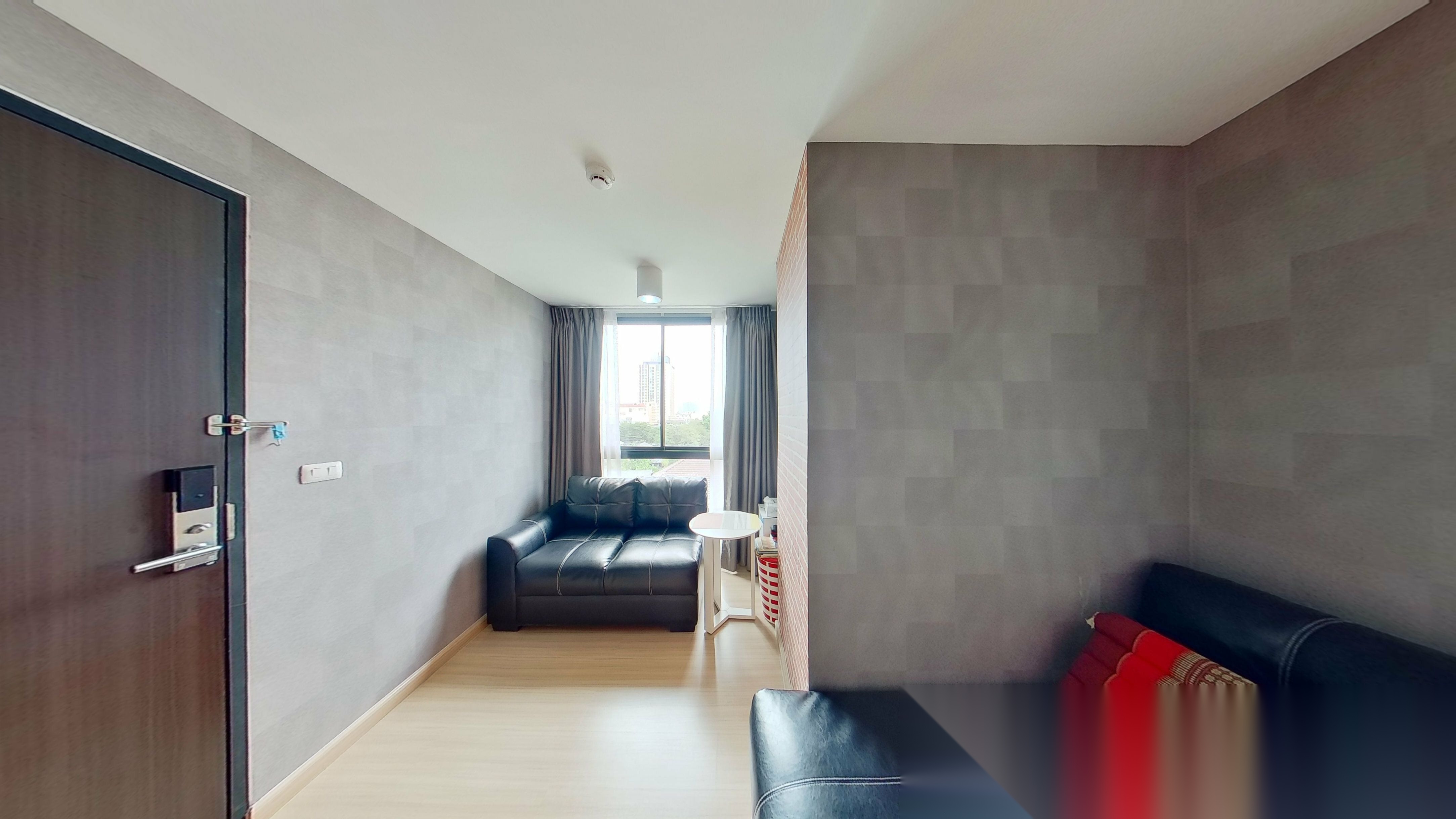 1 Bedroom Condo for sale at Chateau In Town Sukhumvit 62/1 — photo 2