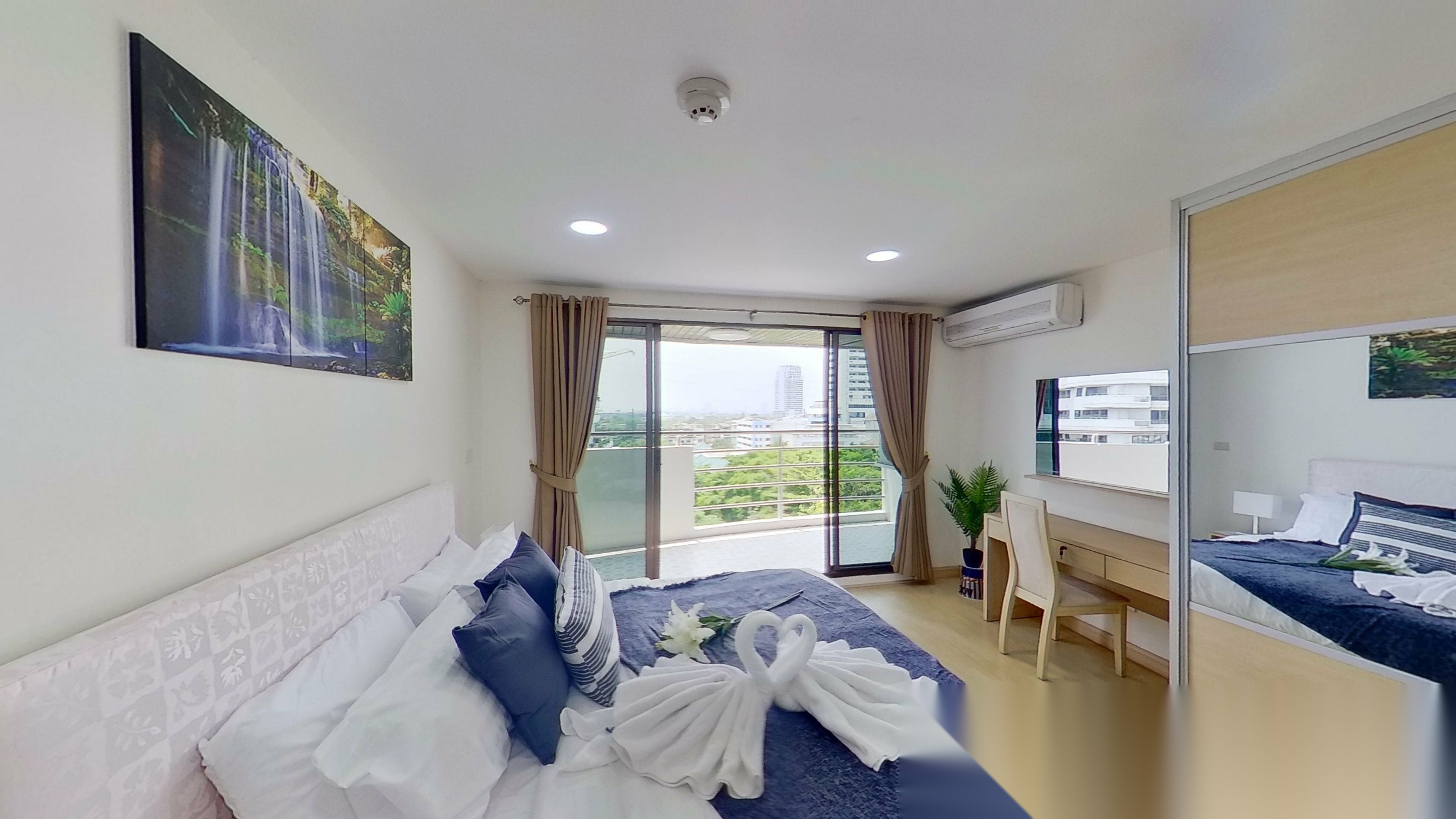 2 Bedroom Condo for sale at Floraville Condominium — photo 3