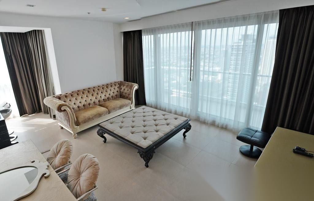 2 Bedroom Condo for sale at The River by Raimon Land — photo 4