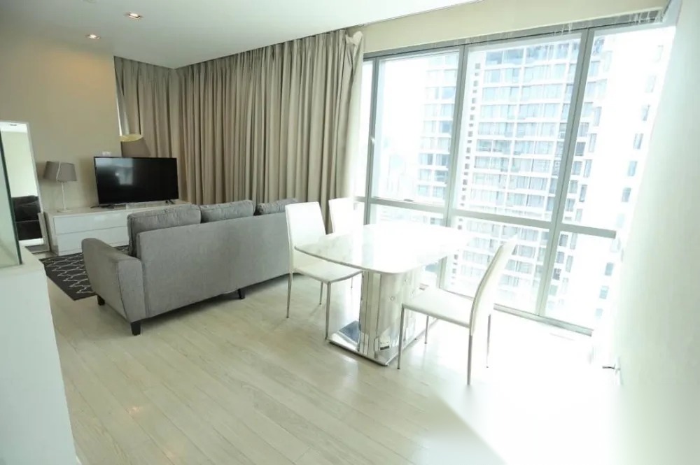 2 Bedroom Condo for sale at The Room Sukhumvit 21 — photo 2