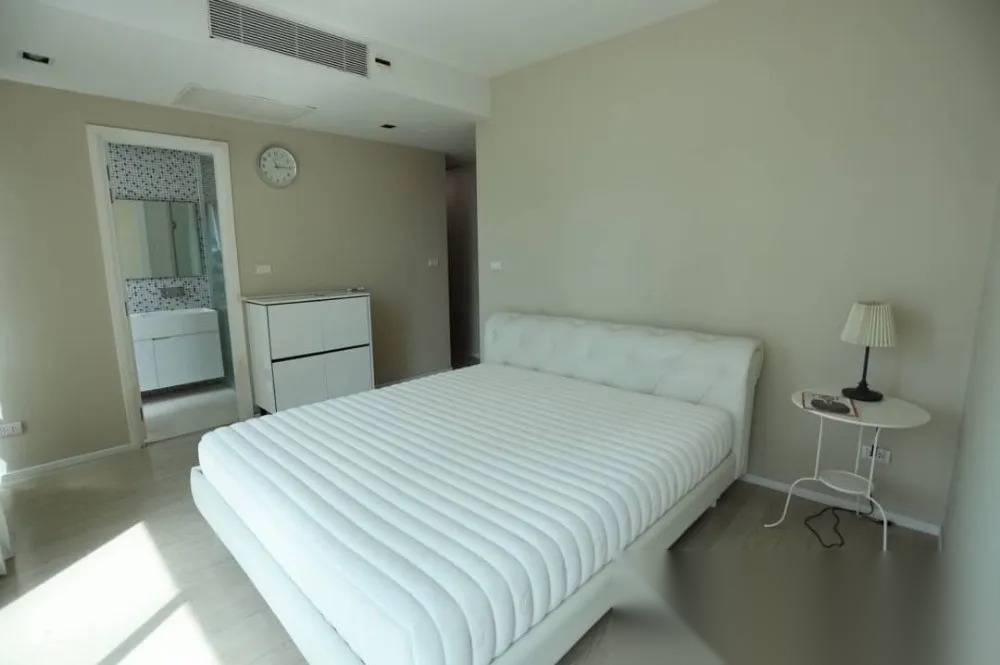 2 Bedroom Condo for sale at The Room Sukhumvit 21 — photo 3